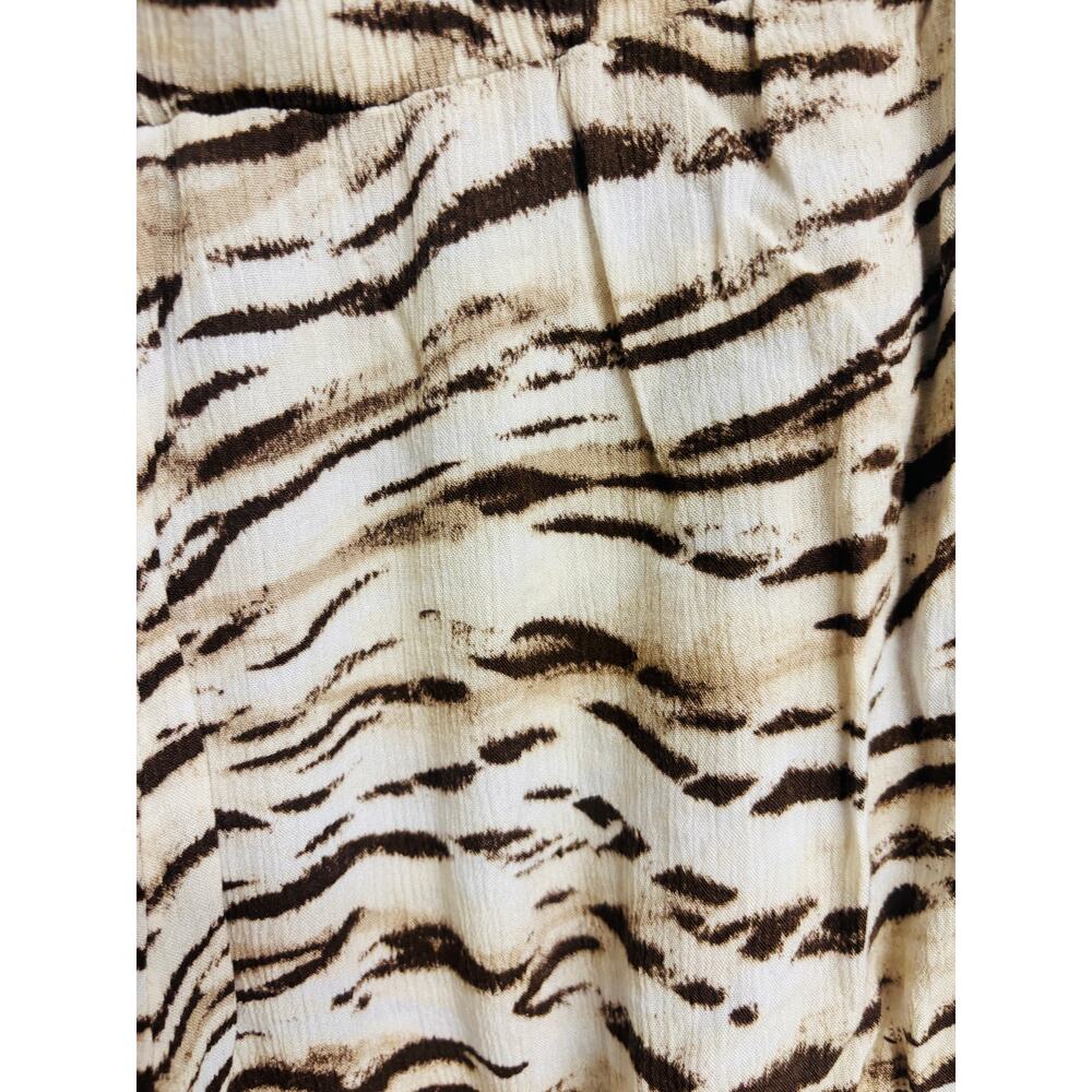 INC International Concepts Animal Print Shorts Tie Waist Elastic XL Brown  EUC - Picture 5 of 8